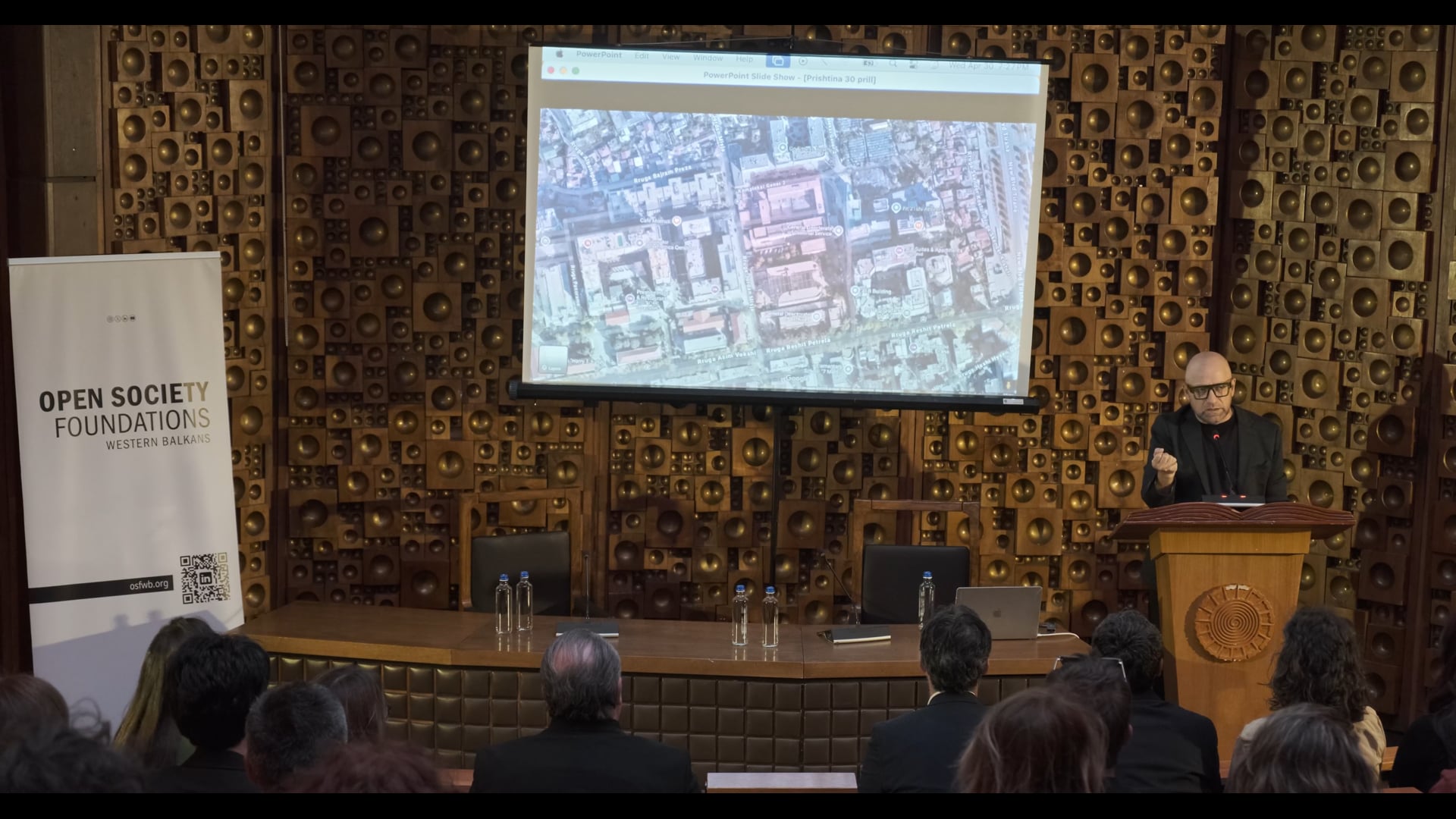 Subtitles are available in Albanian and English. Video: Alban Nuhiu.