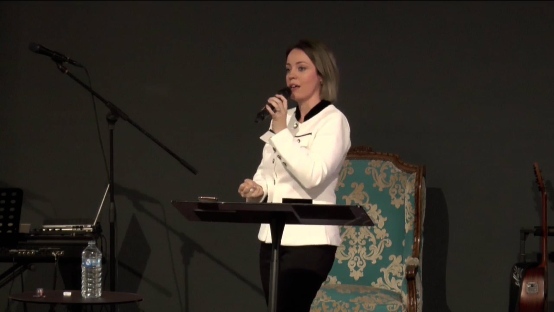 All creation gives Him praise | Rachel Weatherly | AM Sunday 25 May 2025