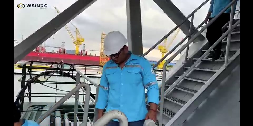 https://i.vimeocdn.com/video/2019730559-166c4df83c53c3baa75d0d610651ffa7e5964ba342f8d12efe6bb7f66be4d089-d