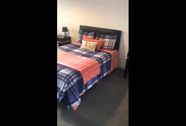Large Double Room with En-Suite All Bill inc  Main Photo