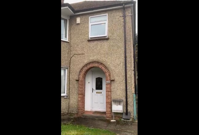 Video 1: The front of the house