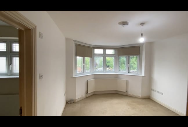 Nth Chingford Bills Incl. Huge Double Rm.En-Suite  Main Photo
