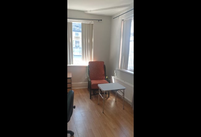 Shared Student/Professional to Rent - Manchester  Main Photo