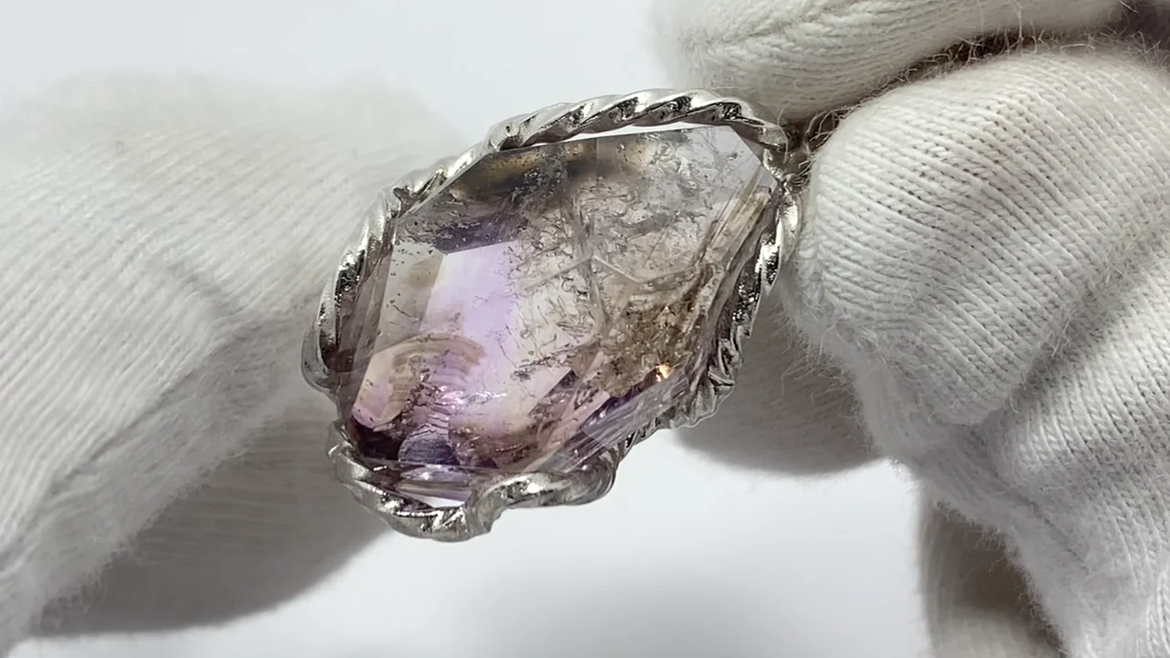 動画】【1点もの】エレスチャルクォーツAAA- ペンダントトップ