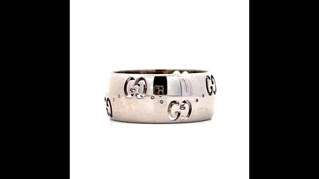 Gucci Icon 8mm Engraved Ring in 18k White Gold – Filigree Jewelers