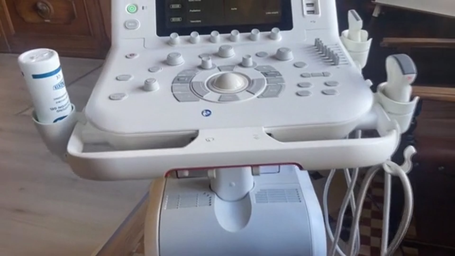 Donato un ecografo all’Ambulatorio Adulti Trisomia 21 dell’IRCCS