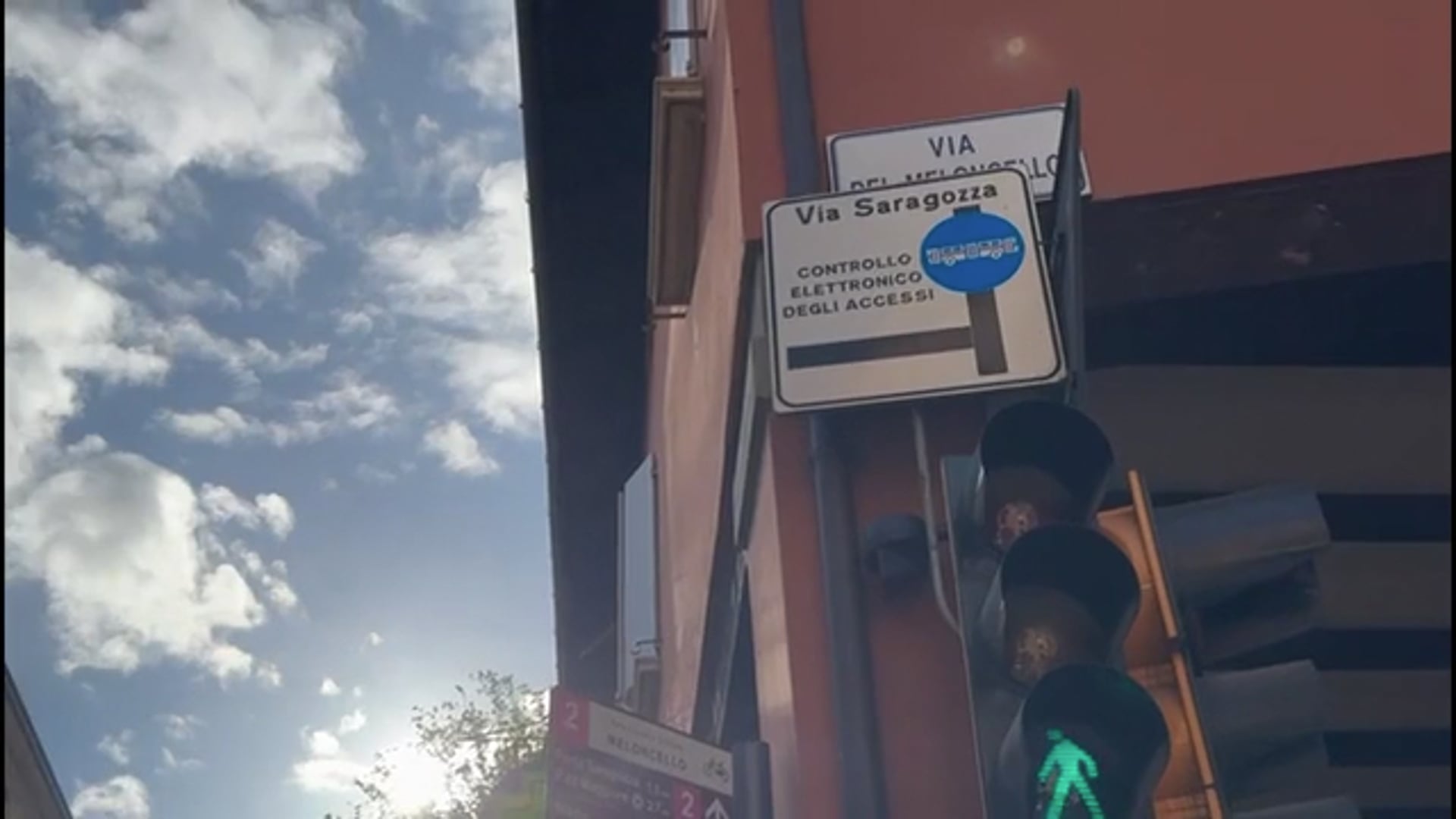 Aprire le preferenziali di via Saragozza e via Porrettana ai ciclomotori