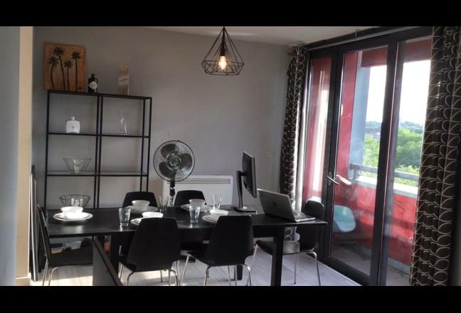 MSTR Big Lounge DESK Balcony Bills*Inc 9min KingsX Main Photo