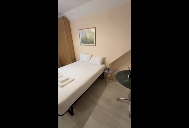 BRAND NEW Studio Flat! Main Photo