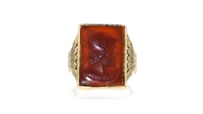 C. 1900 Vintage Carnelian Cameo Ring in 9kt Yellow Gold