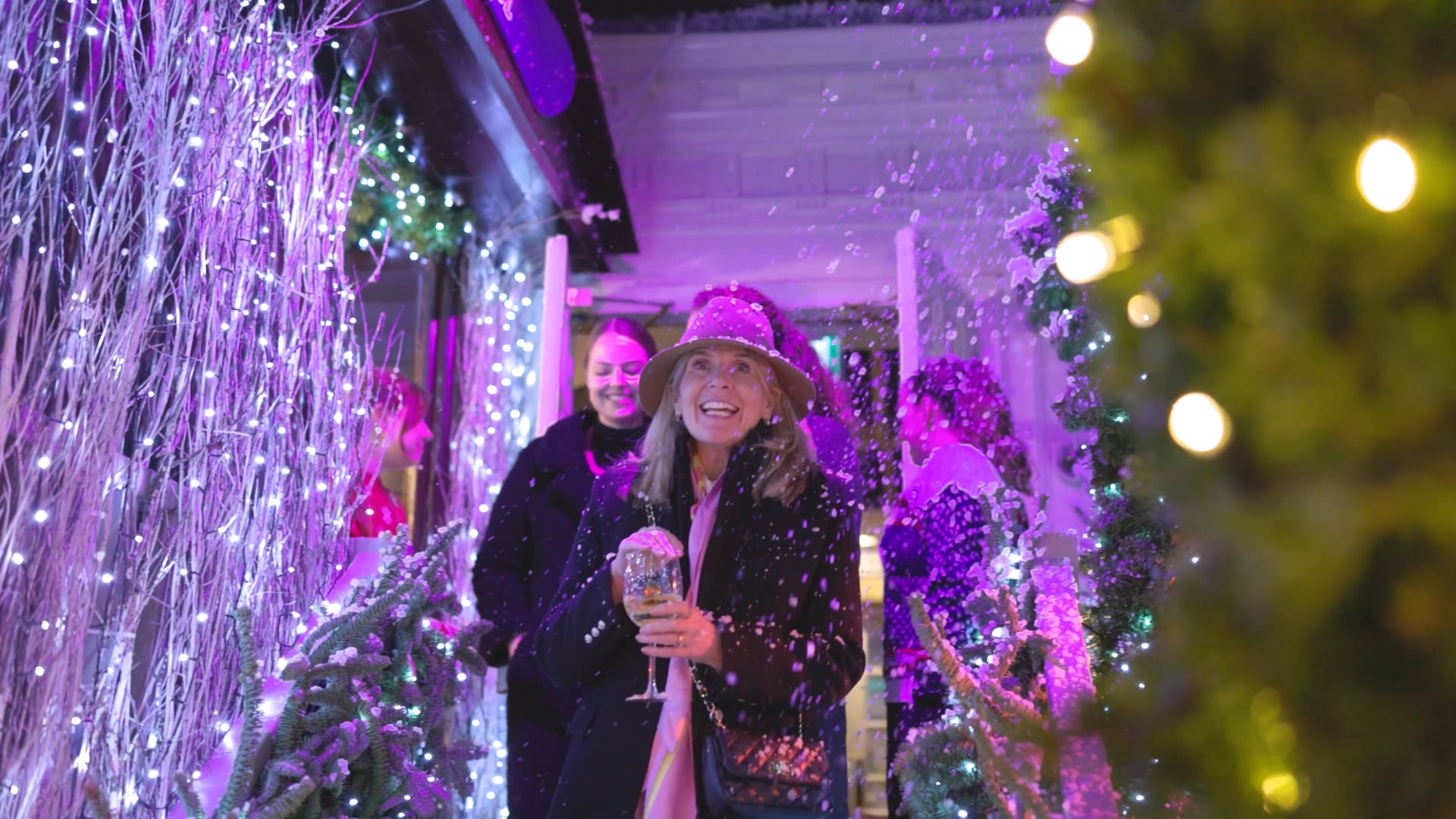 Montague on the Gardens Winter Bar Promo