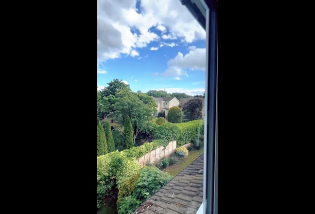 Large Refurbished Apartment in Shared House Main Photo