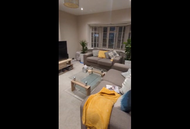 Lovely Double Bedroom ✨ Close to Town Centre RG1 Main Photo