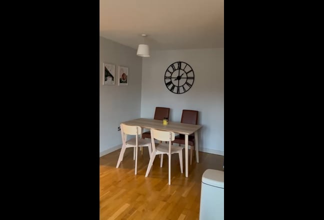 Large Master Double Room with private ensuite Main Photo
