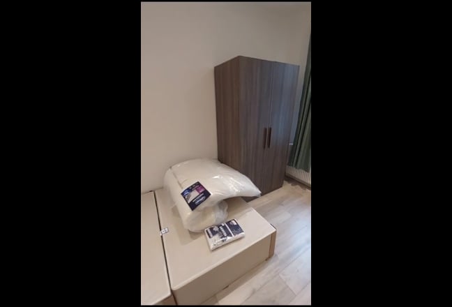 En-suite double rooms near Plaistow station Main Photo