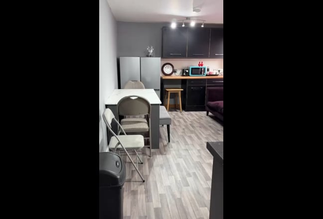 Room to rent very close to city centre Main Photo