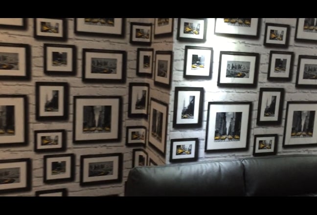 Executive House with Rooms Main Photo
