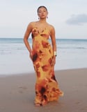 Vidéo: Robe longue avec imprimé aquarelle Vidéo: Robe longue avec imprimé aquarelle