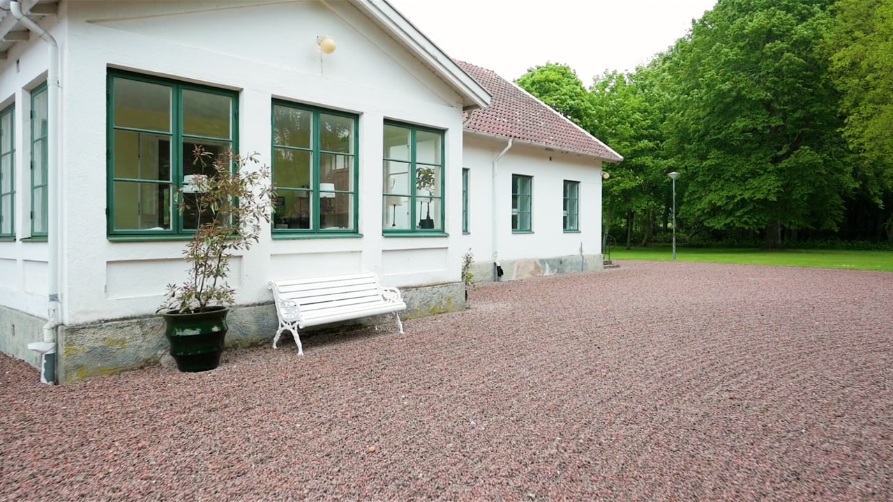 10 rum Villa på Farhultsvägen 52 Farhult Höganäs kommun - video