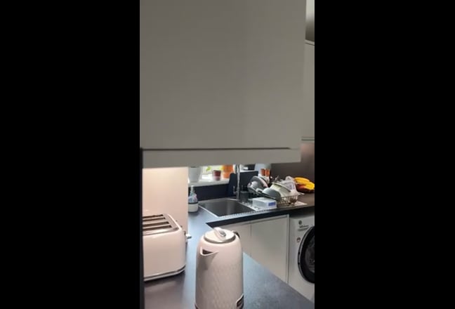 Two double bedrooms in flat Main Photo
