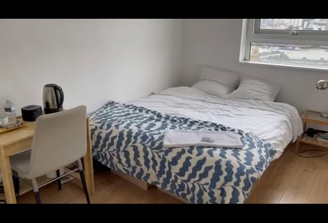 Video 1: Double bed