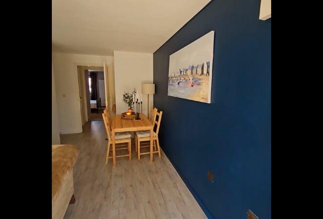 Self Contained 1-bed ground-floor flat Main Photo