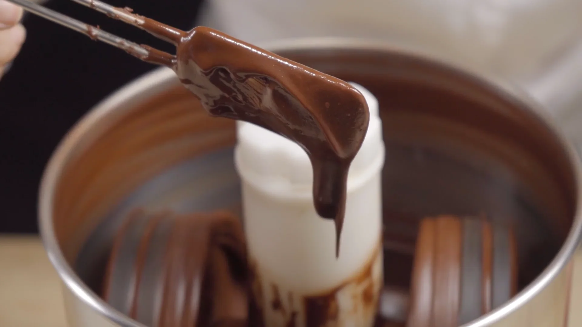 Premier Chocolate Conching Machine - Professional Low Impact Refiner