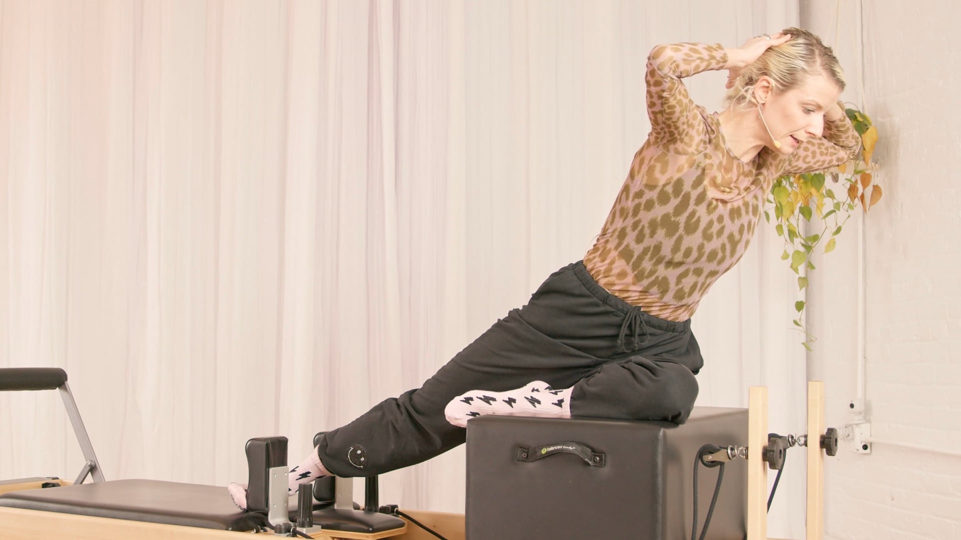 Open Level Reformer Workout with Renata