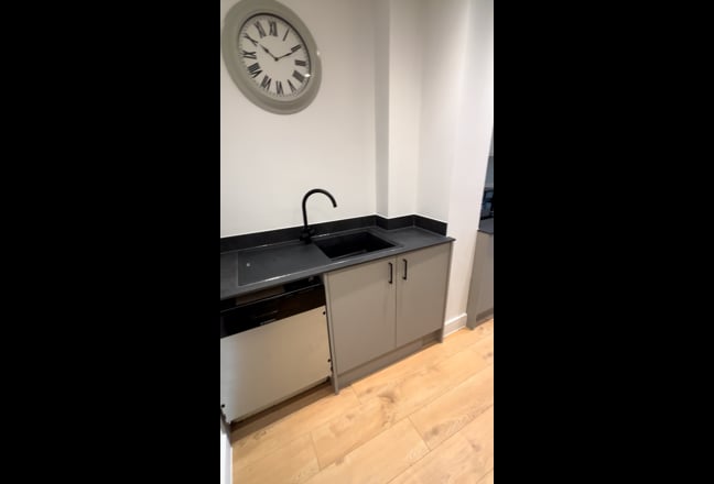 Modern Self Contained loft studio Available  Main Photo