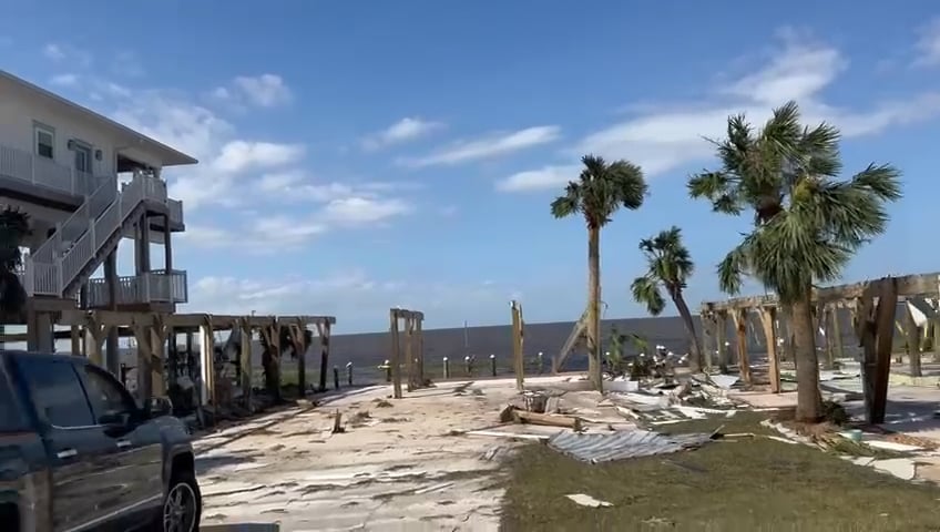 https://i.vimeocdn.com/video/2023303517-1ae01189fcfc919f6b4cd8063f6e14c30836e25f50b13299e9b6830d007816f5-d