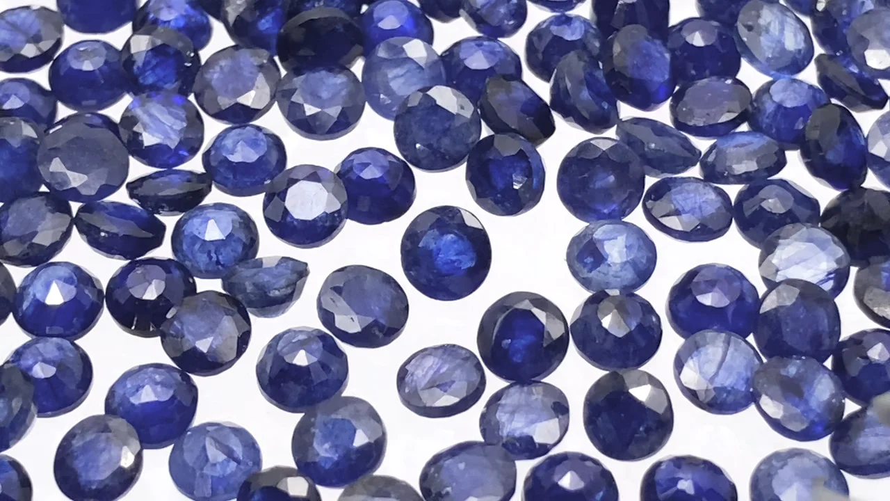 ブルーサファイア ルース ラウンドファセットカット4×4mm 5粒｜天然石