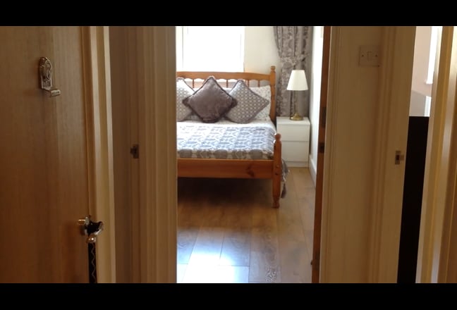 Video 1: Lovely living room