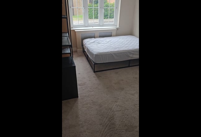 Video 1: Large double bed room