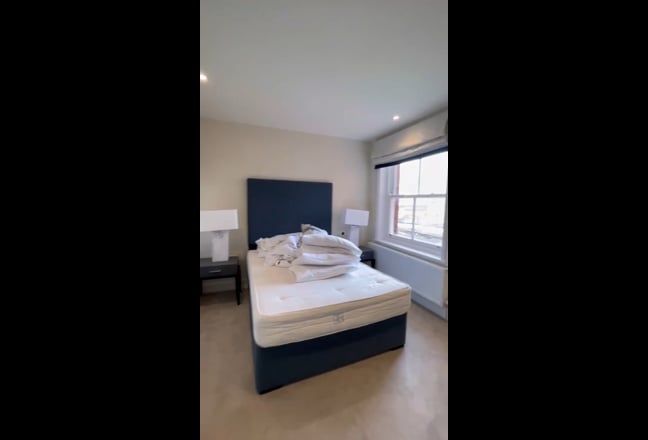 Affordable Double Room in Prime West London  Main Photo