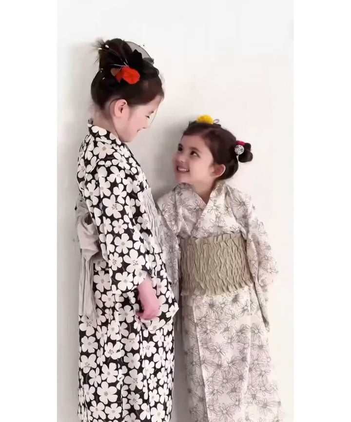 限定カラーあり】【簡単着付け】【リンクコーデ】2WAYガールズ浴衣