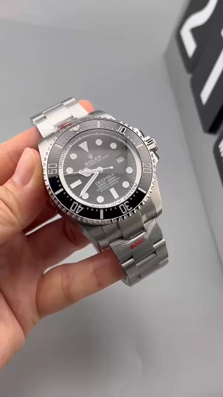 作家になりたい CLEANクリーン工場 ROLEXロレックスシードゥエラー ディープシー