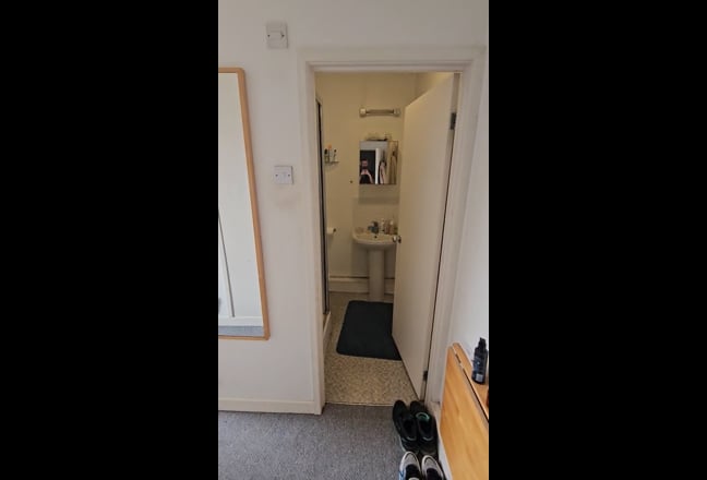 Video 1: Bedroom