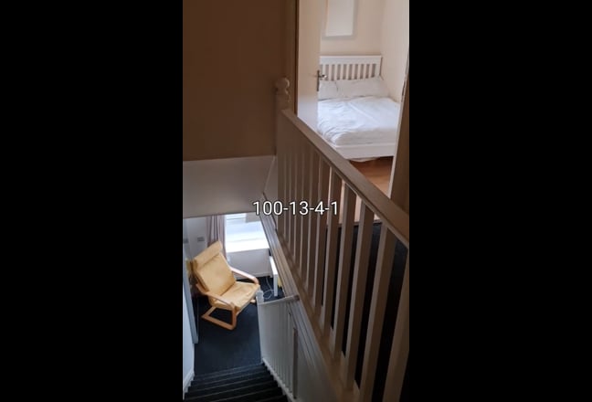 Room in postgrad flat on Holyrood Road, Bills inc Main Photo