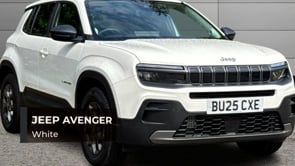 JEEP AVENGER 2025 (25)