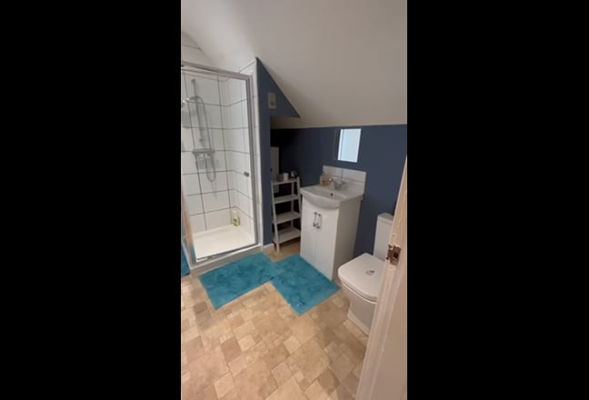Double Bedroom. Modern Sociable House. July Main Photo