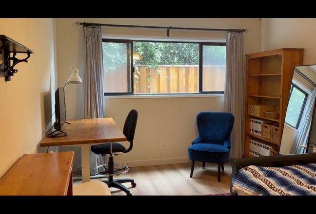 Best location, gorgeous space in Santa Monica  Main Photo