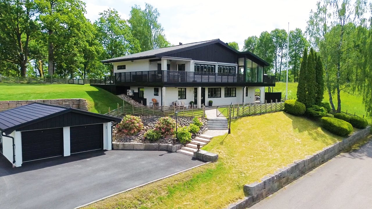 7 rum Villa på Blåklockevägen 5 Svenljunga Svenljunga kommun - video