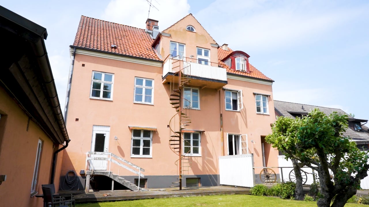 13 rum Övrig på Norregatan 24 Tomelilla Tomelilla kommun - video