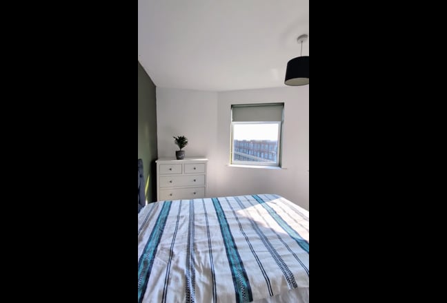 🌟 King-Size Ensuite Room to Rent🌟 Main Photo