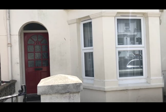4/5 bedroom house in town centre Main Photo