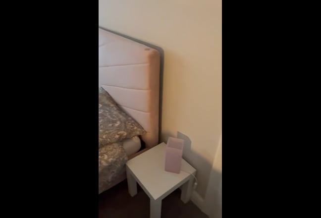 Spacious Double bedroom - £699 bills included Main Photo