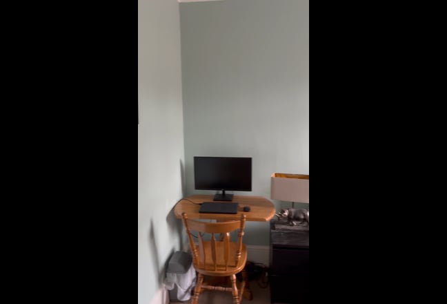 Large double bedroom in quiet flat share Main Photo