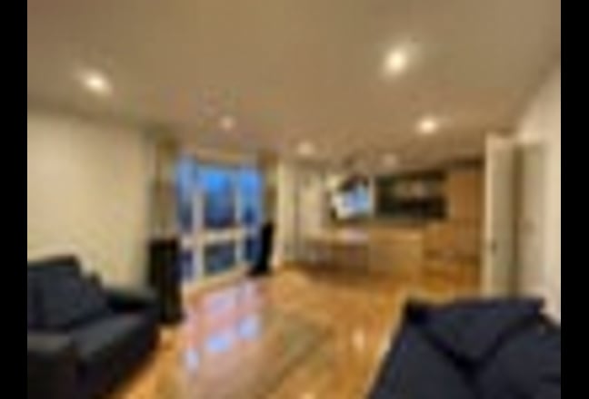 Modern, Two Bedroom Flat (Zones 1 and 2) Main Photo