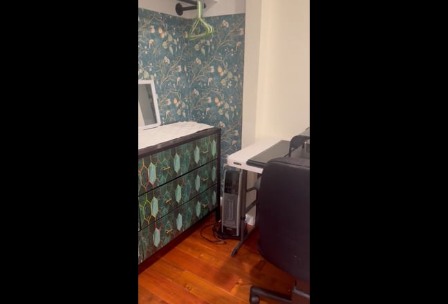 Furnished Room for Rent Main Photo