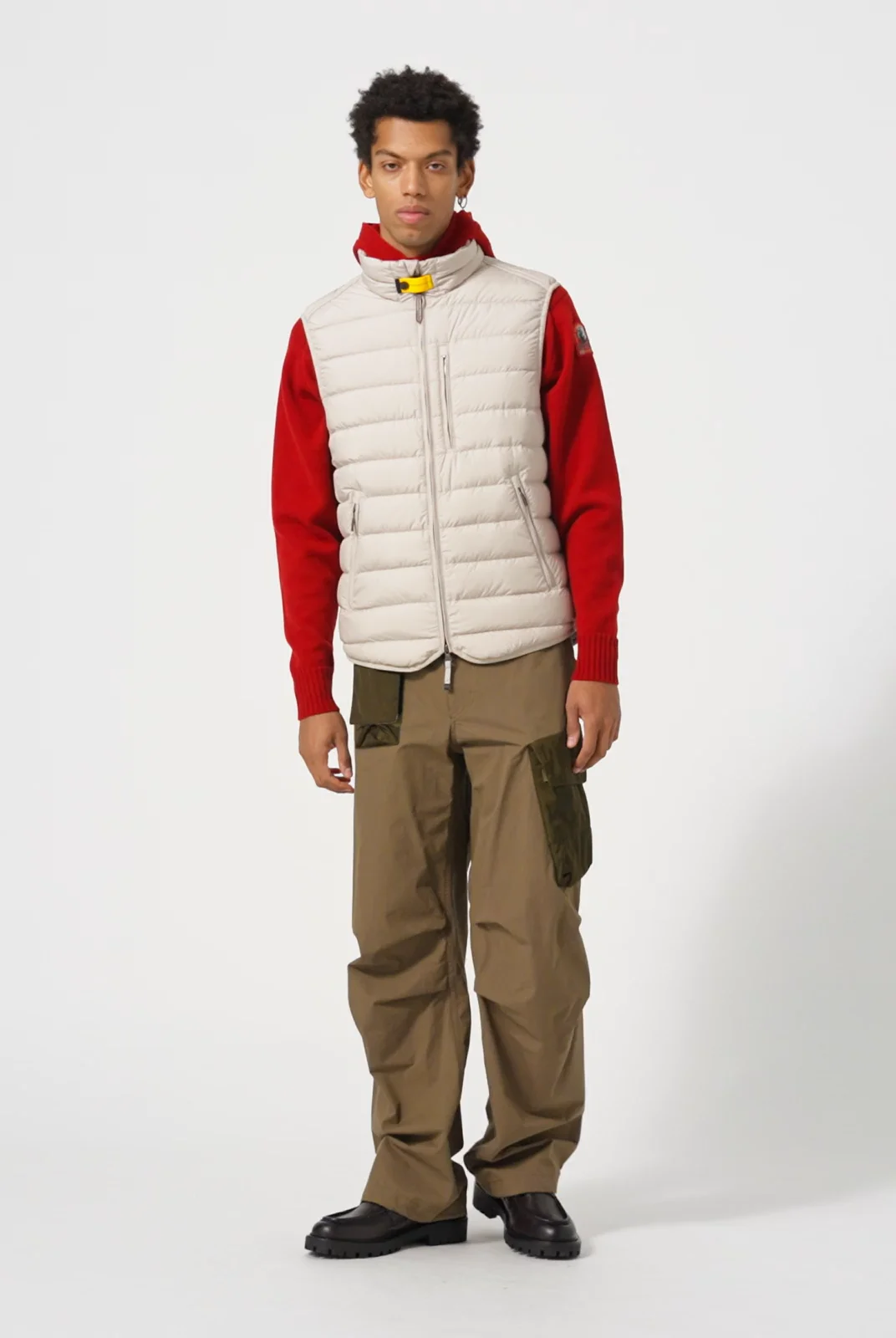 PERFECT - DOWN VEST Short Puffers in MASTIC | Parajumpers®